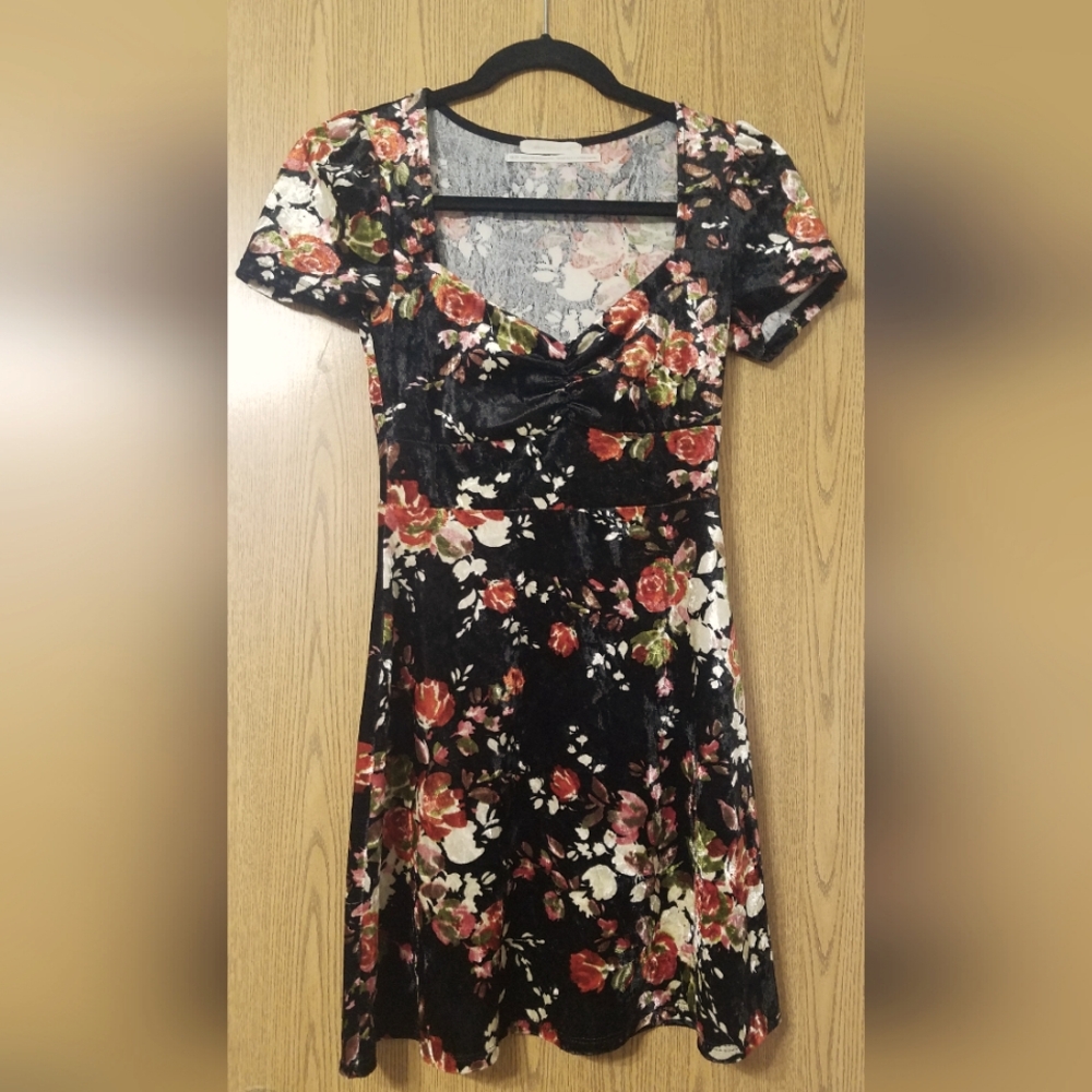 Urban Outfitters XS Dress